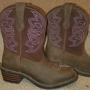 NEW Ariat Phat Baby boots in Purple